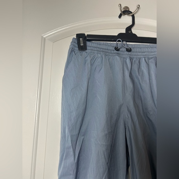 Free People Movement blue nylon cargo pants size medium NWOT - Picture 5 of 11